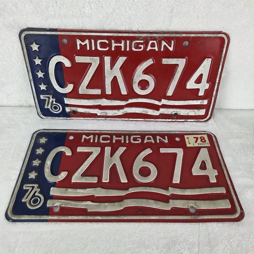 Vintage 1976 Michigan Bicentennial License Plate Pair CZK 674 Matching Set